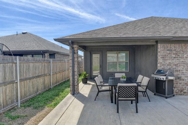 13313 SW 5th Street, Yukon, OK 73099