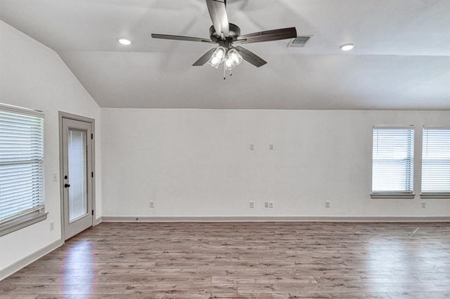 13313 SW 5th Street, Yukon, OK 73099