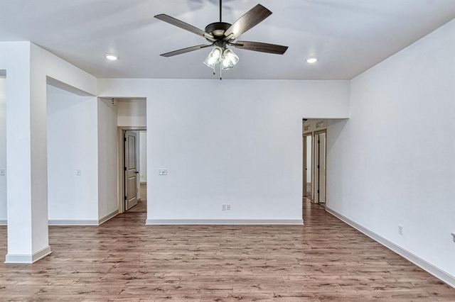 13313 SW 5th Street, Yukon, OK 73099