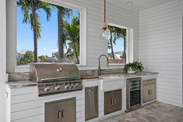625 BALIBAY ROAD, Apollo Beach, FL 33572