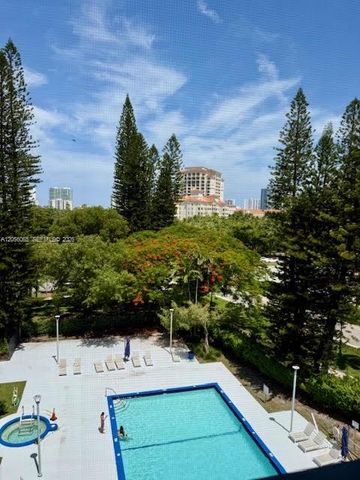 20100 W Country Club Dr 608, Aventura, FL 33180