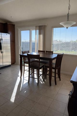 32 Sierra Ct, Ione, CA 95640