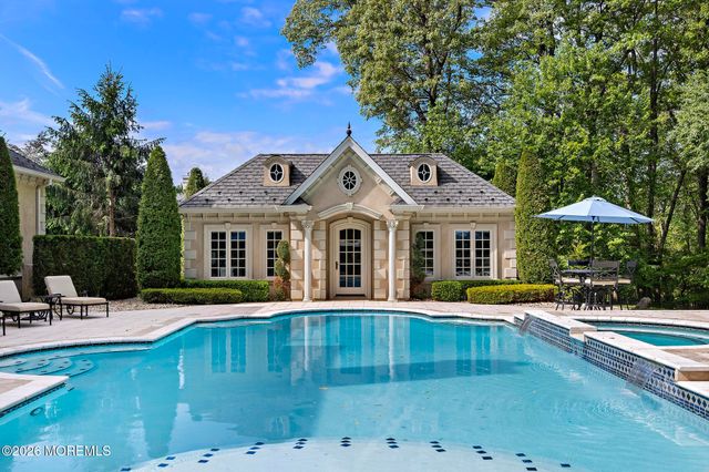 12 Raintree Court, Holmdel, NJ 07733