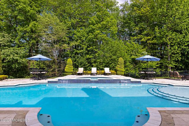 12 Raintree Court, Holmdel, NJ 07733