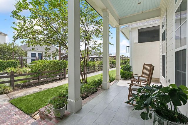 1518 Elm Row Ln, Baton Rouge, LA 70810