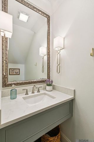 1518 Elm Row Ln, Baton Rouge, LA 70810