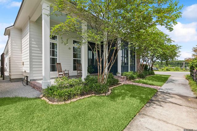 1518 Elm Row Ln, Baton Rouge, LA 70810