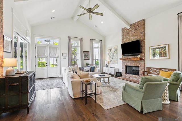 1518 Elm Row Ln, Baton Rouge, LA 70810