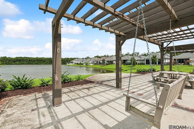 1518 Elm Row Ln, Baton Rouge, LA 70810
