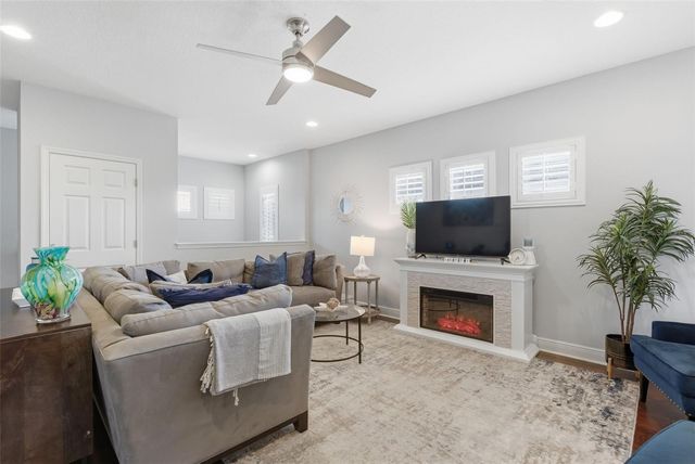 624 WINTERSIDE DRIVE, Apollo Beach, FL 33572