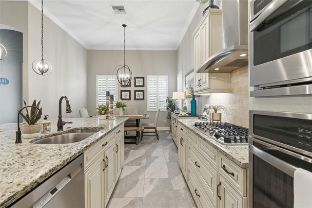 624 WINTERSIDE DRIVE, Apollo Beach, FL 33572