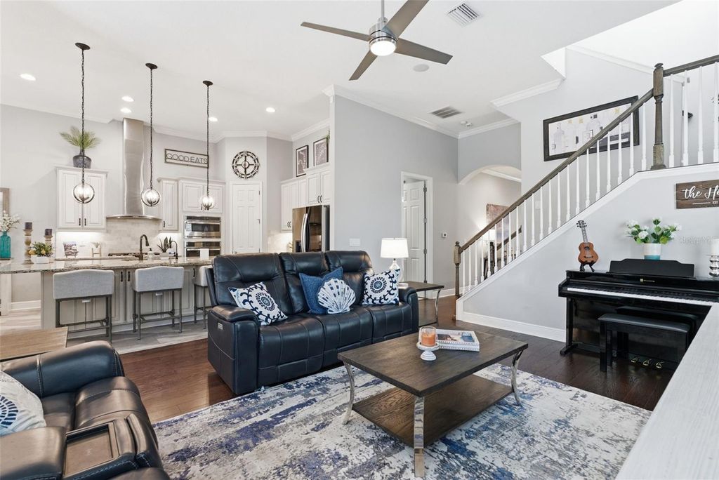 Image 13 of property listing at 624 WINTERSIDE DRIVE, Apollo Beach, FL 33572