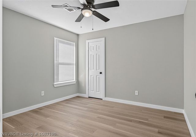 2300 Pine Lane, Barling, AR 72923