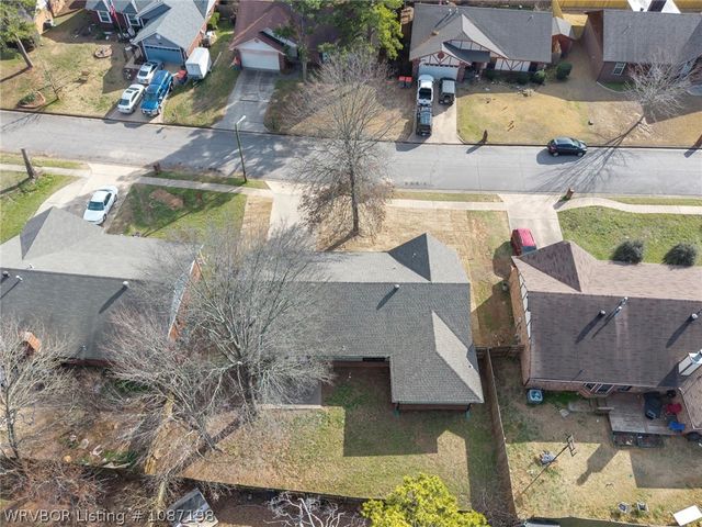 2300 Pine Lane, Barling, AR 72923