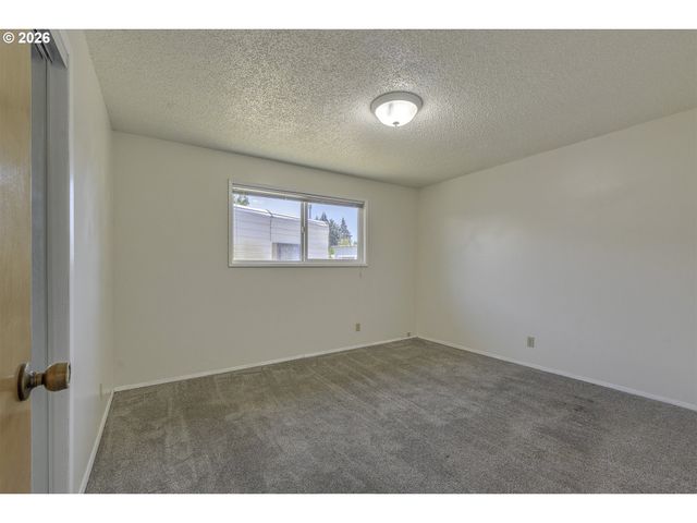 1616 WILLAMINA Ave, Forest Grove, OR 97116