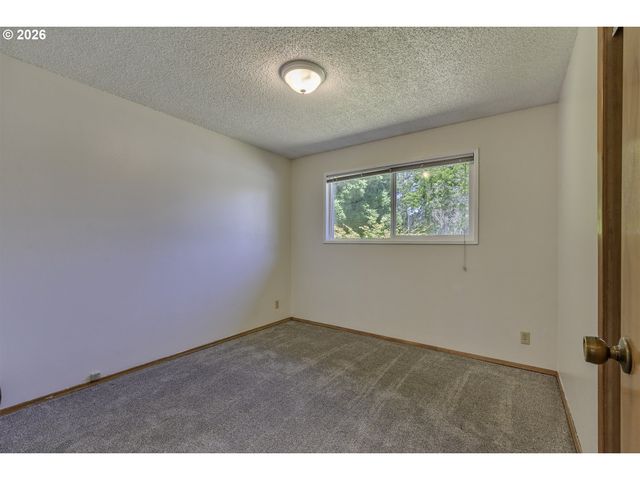 1616 WILLAMINA Ave, Forest Grove, OR 97116