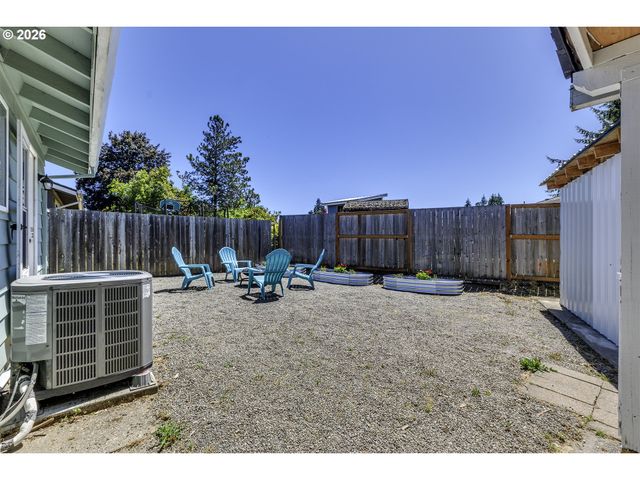 1616 WILLAMINA Ave, Forest Grove, OR 97116