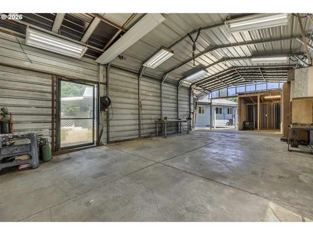 1616 WILLAMINA Ave, Forest Grove, OR 97116