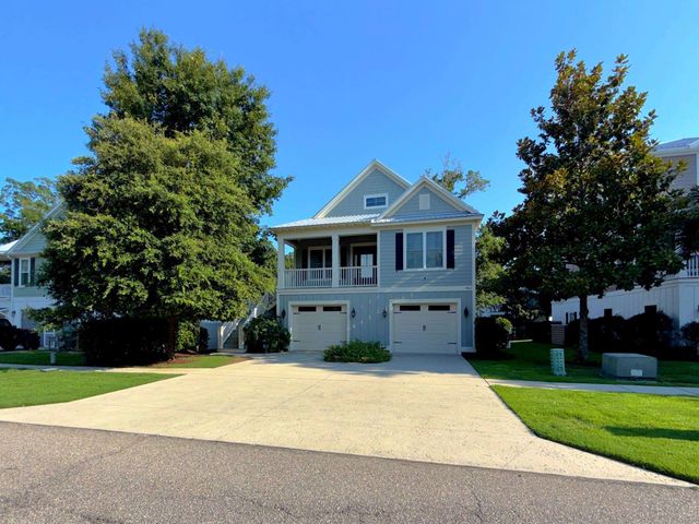 3867 Spanner Way, Murrells Inlet, SC 29576
