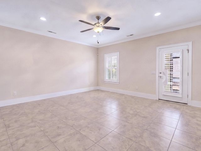 3867 Spanner Way, Murrells Inlet, SC 29576
