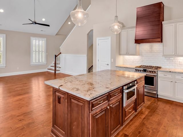 3867 Spanner Way, Murrells Inlet, SC 29576
