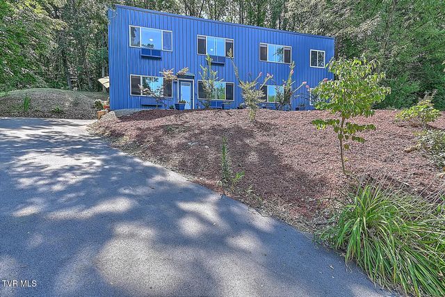 3 Overlook Court, Johnson City, TN 37604