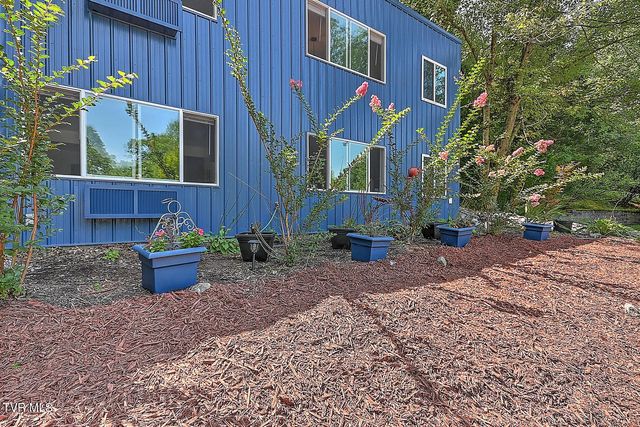 3 Overlook Court, Johnson City, TN 37604