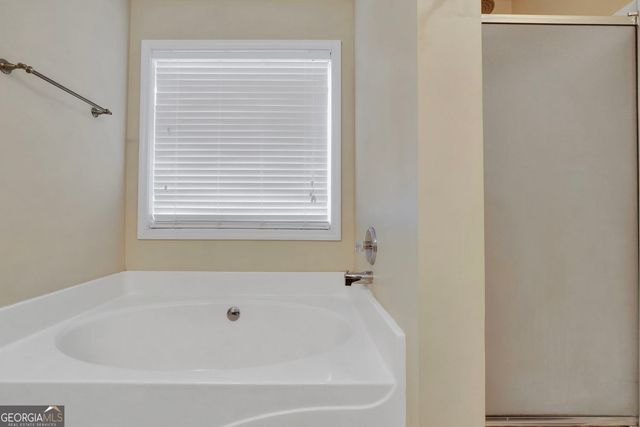1130 Larkspur Drive, Locust Grove, GA 30248