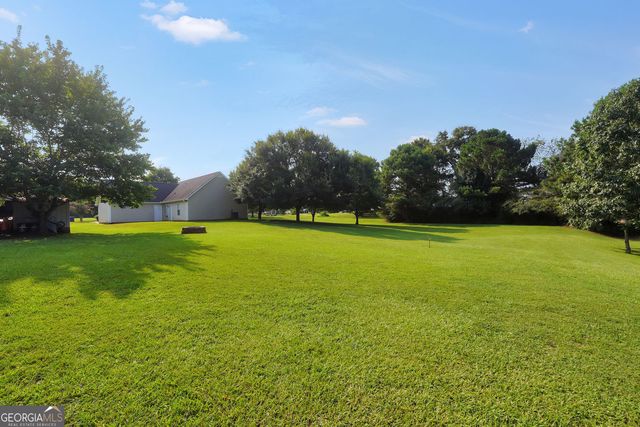 1130 Larkspur Drive, Locust Grove, GA 30248
