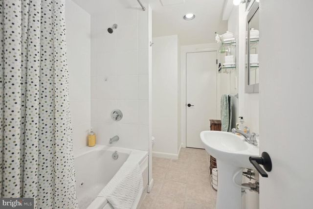 4208 MAPLE TER, Chevy Chase, MD 20815