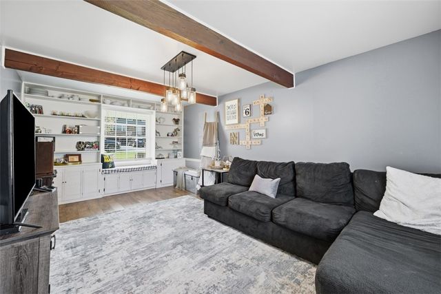 2928 Kings Mill Rd, Bethel Park, PA 15102