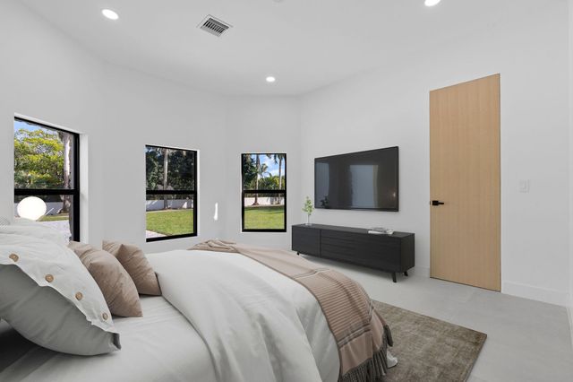 6451 SW 136th Lane, Southwest Ranches, FL 33330