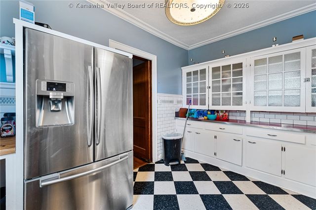 514 9th Avenue, Huntington, WV 25701