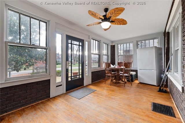 514 9th Avenue, Huntington, WV 25701