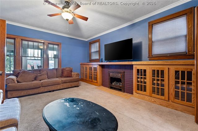 514 9th Avenue, Huntington, WV 25701