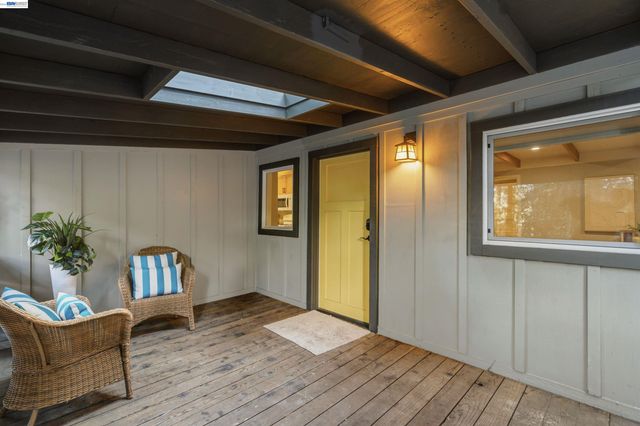 160 Woodland Dr, Ben Lomond, CA 95005