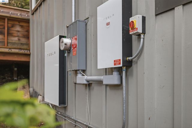 160 Woodland Dr, Ben Lomond, CA 95005