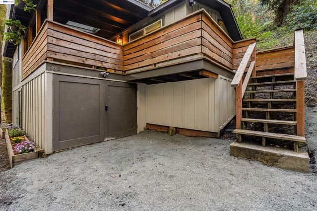 160 Woodland Dr, Ben Lomond, CA 95005