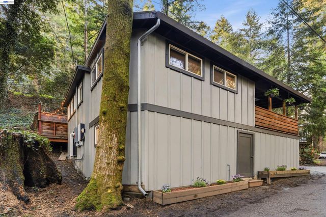 160 Woodland Dr, Ben Lomond, CA 95005