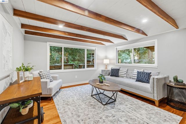 160 Woodland Dr, Ben Lomond, CA 95005