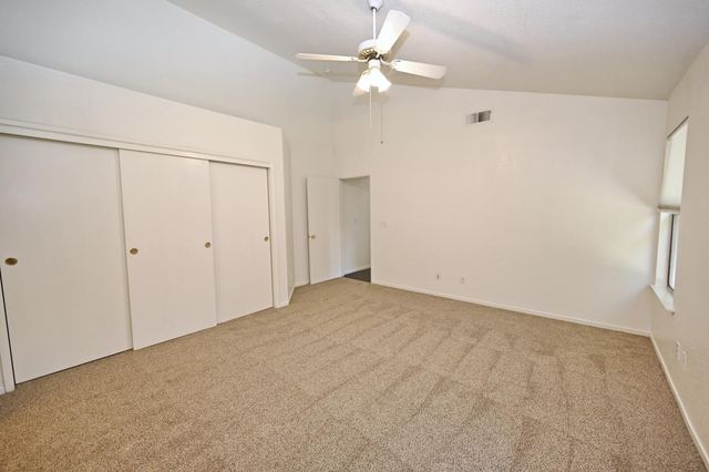 239 W Fallbrook Avenue, Clovis, CA 93611