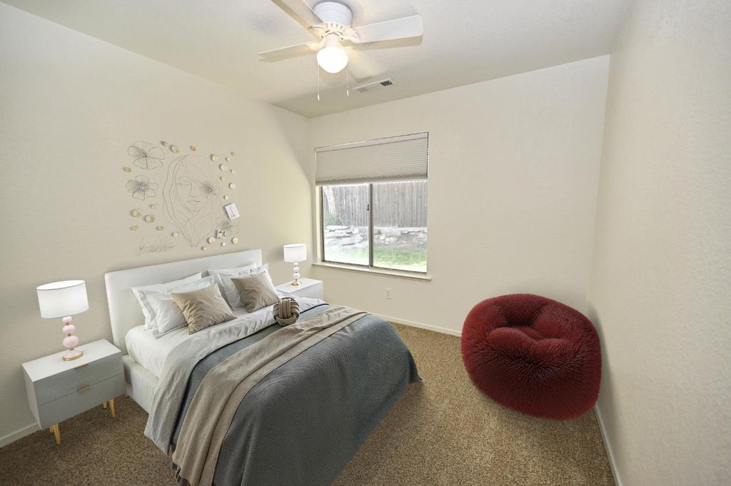Image 22 of property listing at 239 W Fallbrook Avenue, Clovis, CA 93611