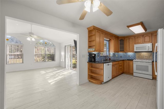 18004 NW 55TH PLACE, Alachua, FL 32615