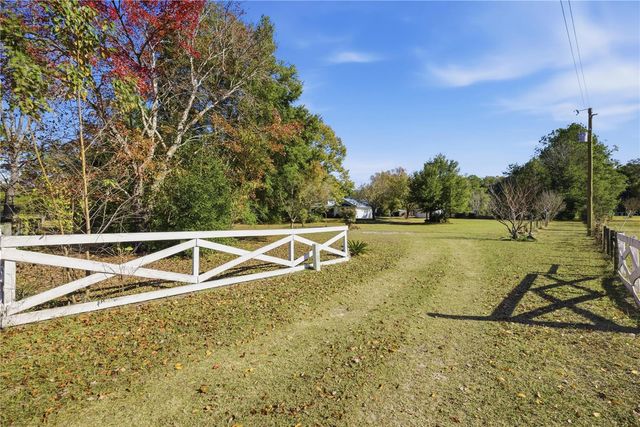 18004 NW 55TH PLACE, Alachua, FL 32615