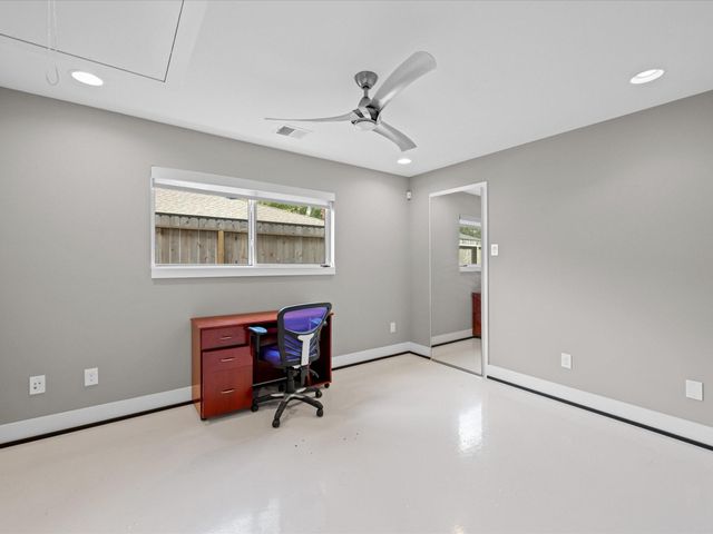 5603 Grape Street, Houston, TX 77096