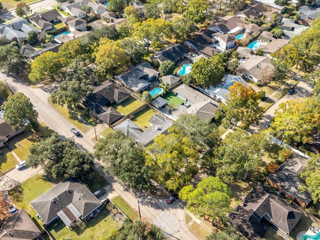 5603 Grape Street, Houston, TX 77096