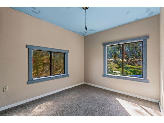 151 Columbine Dr, Red Feather Lakes, CO 80545