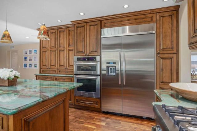 1025 Monterey Vista Way, Encinitas, CA 92024