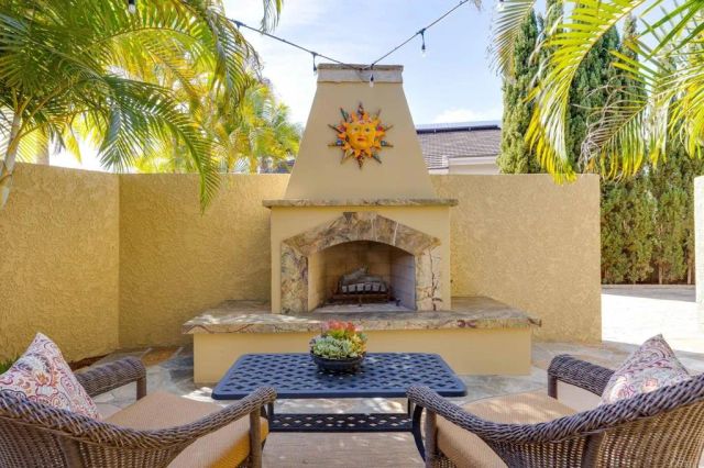 1025 Monterey Vista Way, Encinitas, CA 92024