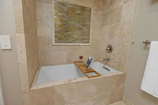 1025 Monterey Vista Way, Encinitas, CA 92024
